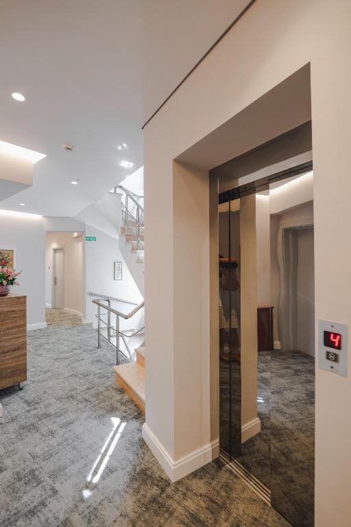  hotel Oasis 4-star hotel